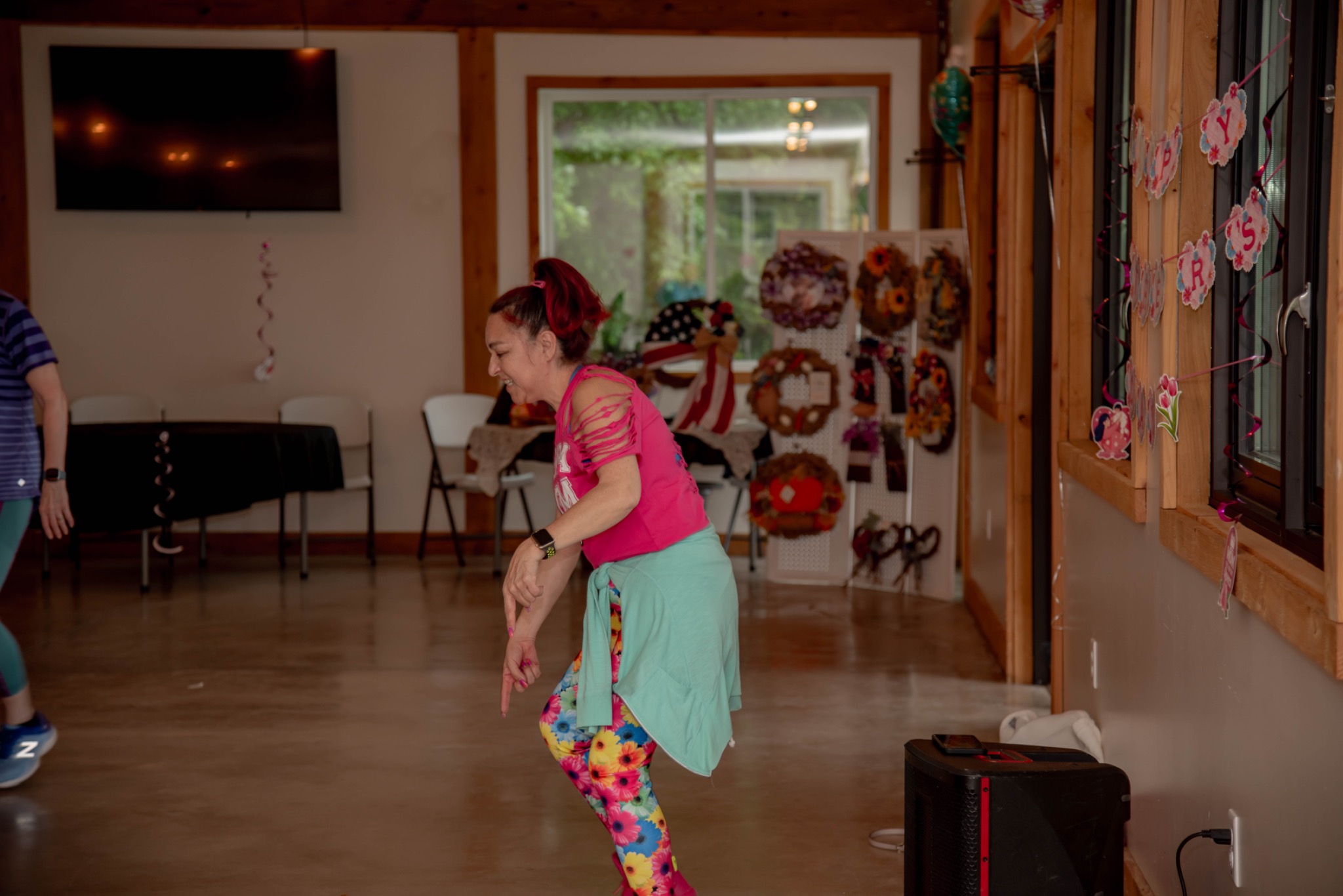 Geovy dancing during a Zumba class